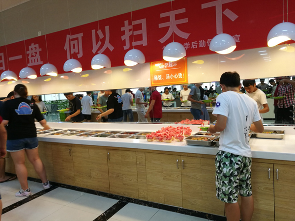 選對食堂承包企業(yè)，標準化公司員工餐飲管理