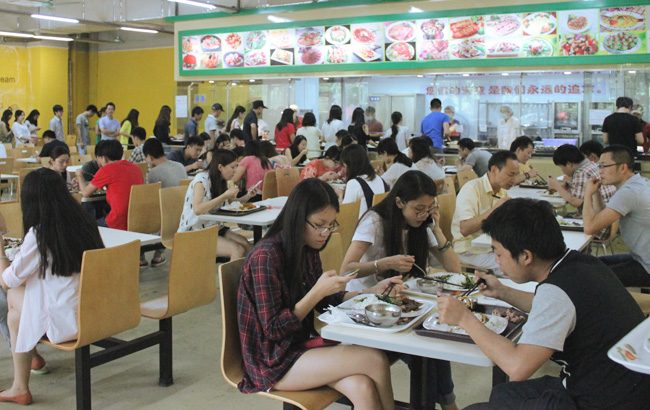 感恩回饋美食節,美食在食堂，好吃在金筷子